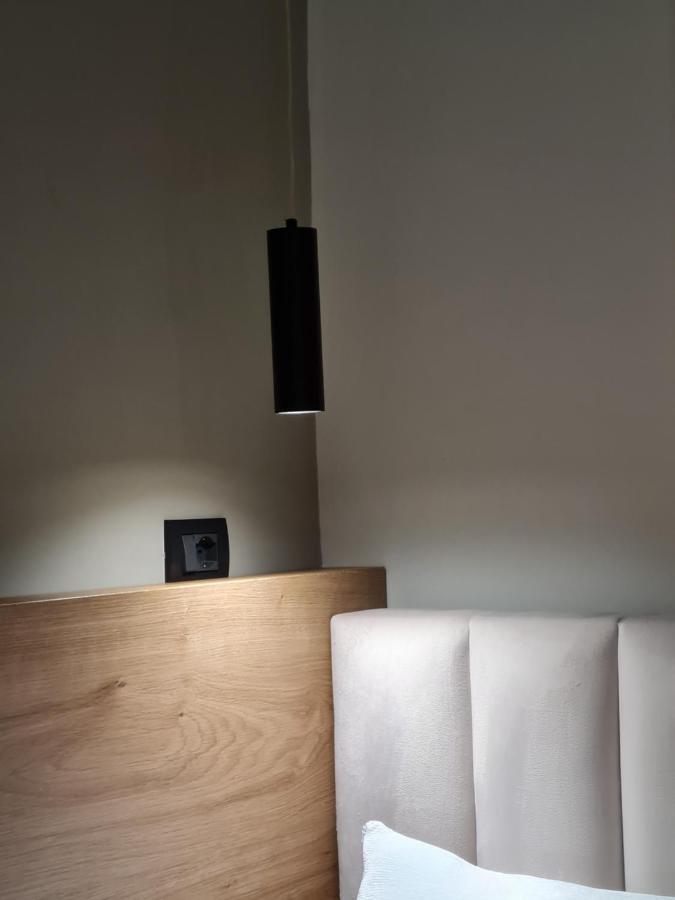 Tam Serviced Studio Apartment Myslym Shyri No1 Tiranë Luaran gambar